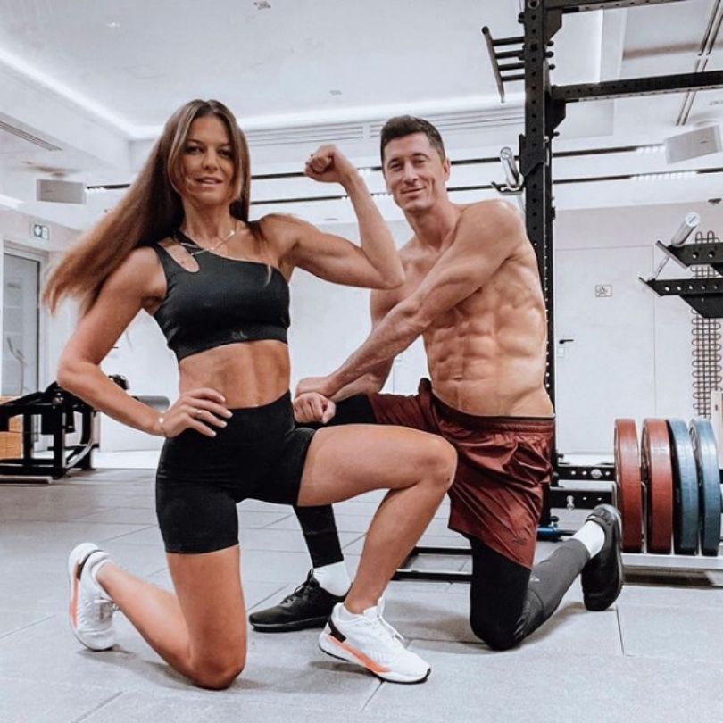 Anna Lewandowska imprezuje z Robertem
