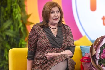 "Rezygnują z życia wiecznego". Odradza odchodzenie od Kościoła