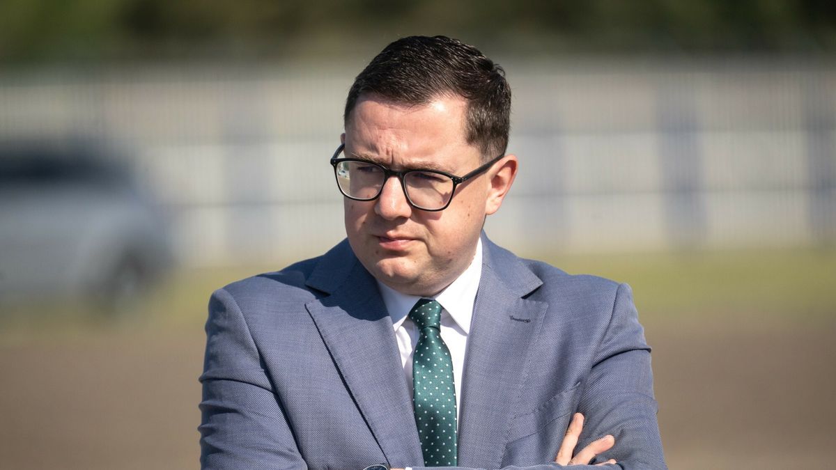 Minister energii Miłosz Motyka