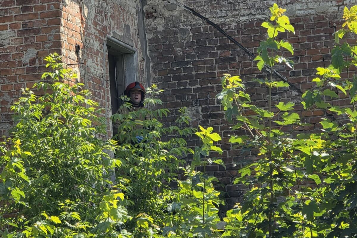 Pożar pustostanu przy ul. Wesołej w Lublinie