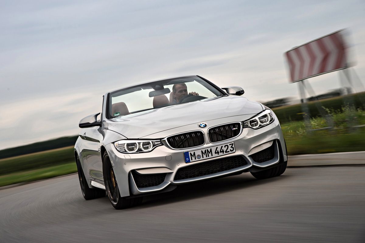 Ogromna galeria zdjęć z kabrioletem BMW M4 16
