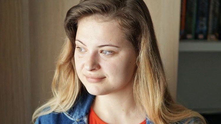 Influencerka skrytykowana przez obserwatorki za wydawanie kilkuset złotych na manicure i pedicure 