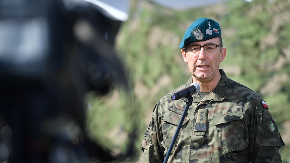 Tomasz Piotrowski
Piotr Nowak
Dow�dztwo Operacyjne, Dow�dztwo Operacyjne Rodzaj�w Si� Zbrojnych, konferencja, prasowa, wojsko, �o�nierz, niezidentyfikowany, obiekt, wojskowy, dochodzenie, sprz�t
