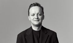 Krzysztof Bożek odpowiada za marki Armani Beauty i Valentino Beauty w Europie