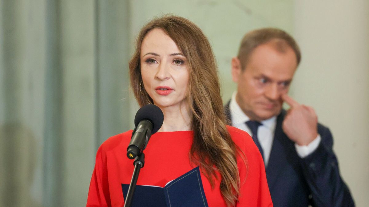 Agnieszka Dziemianowicz-Bąk - minister rodziny, pracy i polityki społecznej