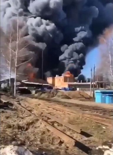 Kolejny duży pożar w Rosji. Płonie fabryka chemiczna