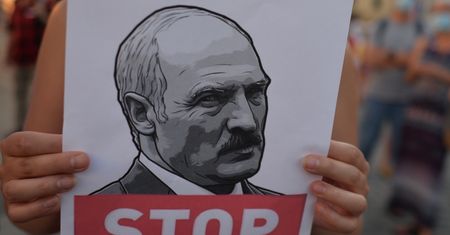 Białoruś. "FAZ" za sankcjami. "UE powinna zwołać specjalny szczyt"