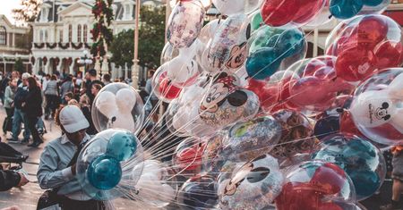 Zrobił to 500 razy. Skandal w Disneylandzie