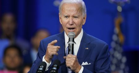 Strategiczny ruch USA. Biden uwolni rezerwy ropy. Ceny wyhamują?