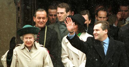 Wizyta Elżbiety II w Polsce. Królowa przemówiła po polsku, książę Filip poprosił o piwo