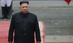 Tak Kim pomaga Rosji. "Potajemnie dostarcza broń Putinowi"