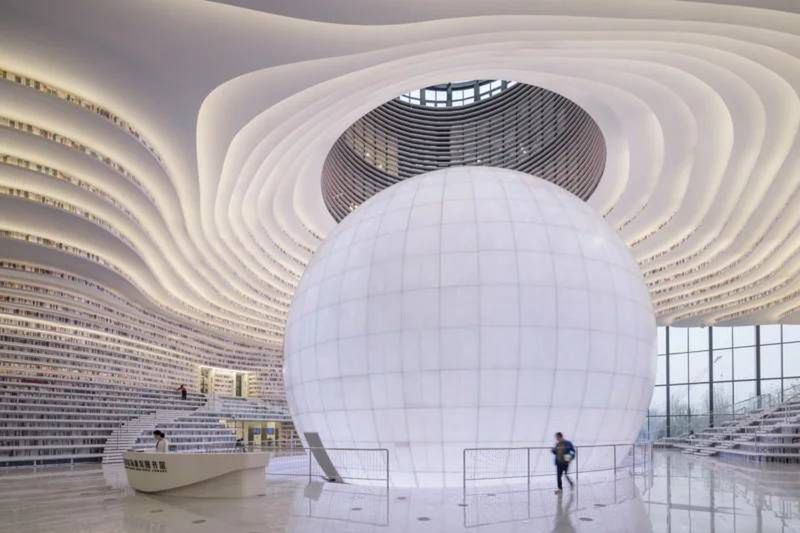 Nowa chińska biblioteka jest rajem dla miłośników minimalizmu i geometrii w fotografii