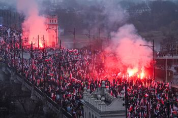 Marsz Niepodległości przeszedł ulicami Warszawy