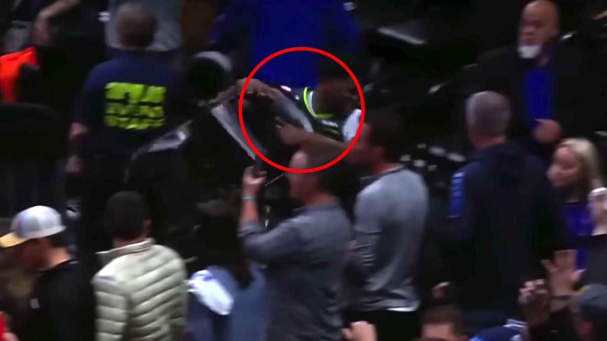 Anthony Edwards zaatakował dwie kobiety po meczu