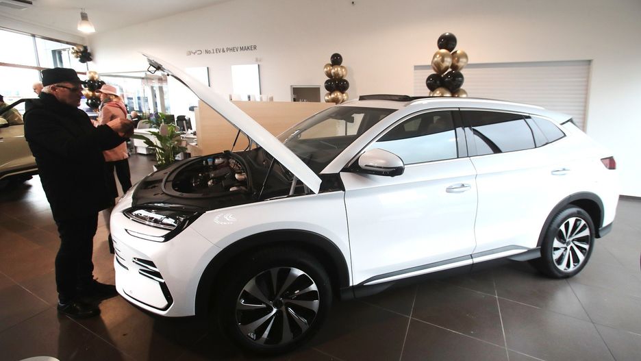 Do 2030 r, udział kanałów cyfrowych w sprzedaży samochodów w Europie ma wzrosnąć do 65%, a na świecie przekroczyć 70% - wynika z raportu KPMG &#34;Global Automotive Executive Survey&#34;