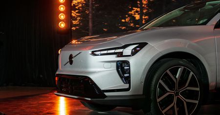 Premiera Volvo EX60: dyskretna elegancja i spokój w centrum uwagi