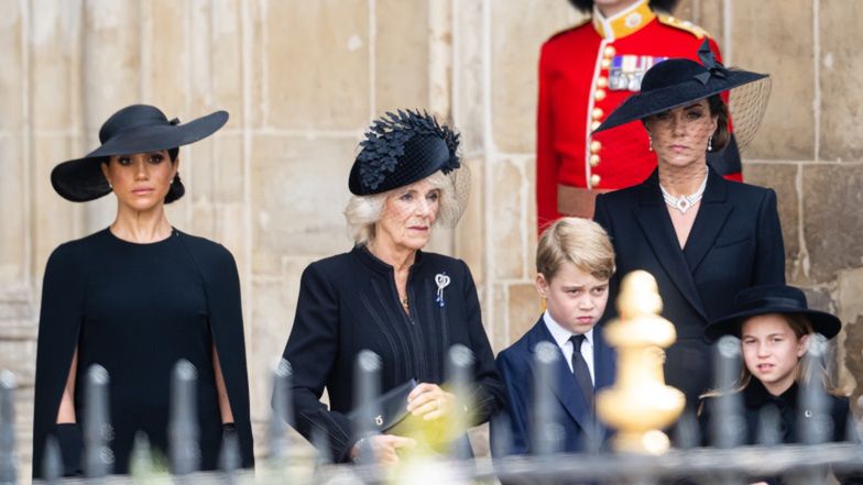 Mowa ciała Meghan Markle i Kate Middleton na pogrzebie Elżbiety II