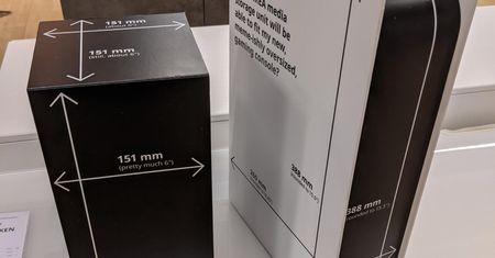 Ikea pomaga wybrać szafkę pod Xbox Series X i PS5 nieco przy tym kpiąc z ich wyglądu