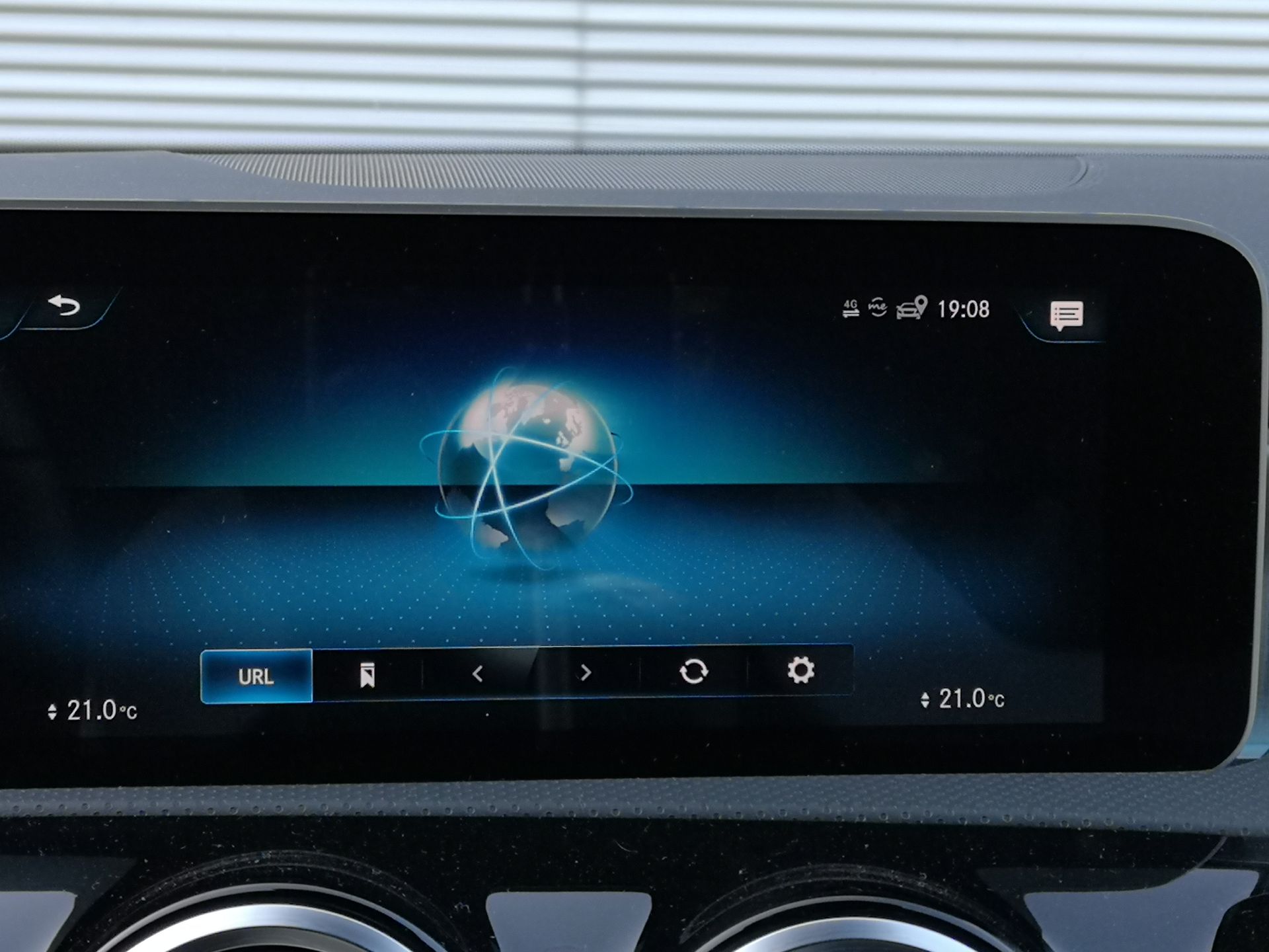 Mercedes A250e: System zarządzania energią i rozszerzona rzeczywistość 24