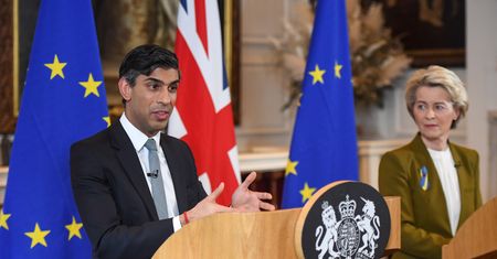 Unieważnia niektóre założenia brexitu? Przełomowe porozumienie stało się faktem