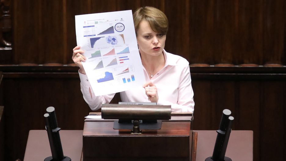 Jadwiga Emilewicz wyjaśnia tarczę antykryzysową 4.0