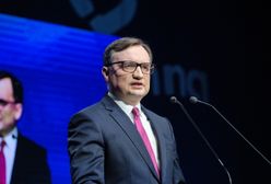 Liderzy PiS nieobecni. Człowiek Ziobry się tłumaczy