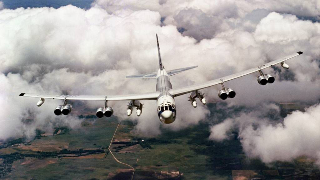 Niezwykłe konstrukcje [cz. 20]. B-52 Stratofortress - 60-letni weteran 1