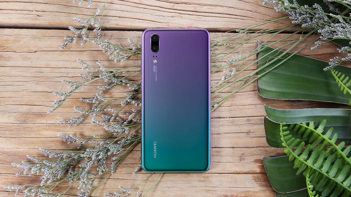 #wSkrócie: nowości w Wear OS by Google, Sony Xperia XZ3 z 4 GB RAM-u i HMD Global z PureDisplay 1