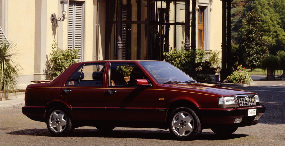 Lancia z silnikiem Ferrari