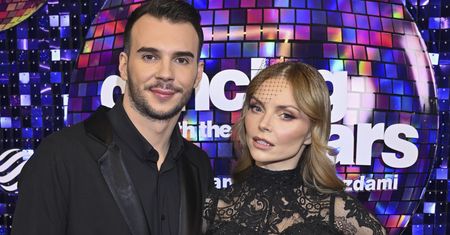 Odpadła z programu. Ale w koronkach od stóp do głów wypadła obłędnie