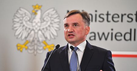 Spłacił większość pożyczki. Po decyzji sądu wkroczył Ziobro