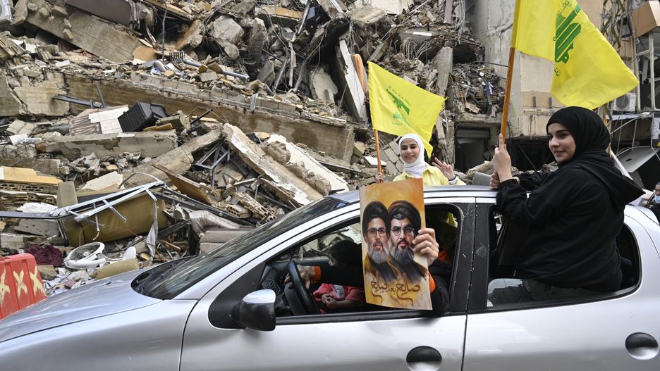 Israel-Hezbollah ceasefire comes into effect in Beirut
epaselect epa11743285 Lebanese people celebrate on a street after a ceasefire with Israel came into effect, in the Dahieh district in southern Beirut, Lebanon, 27 November 2024.  On the evening of 26 November the US president confirmed that a ceasefire agreement between Israel and the Lebanese group Hezbollah - brokered by the United States and France - had been approved by Israel's cabinet and would come into effect at 02:00 GMT on 27 November.  EPA/WAEL HAMZEH 
Dostawca: PAP/EPA.
WAEL HAMZEH
epaselect