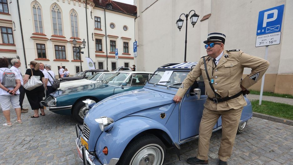 XVII Ogólnopolski Zlot Zabytkowych Citroenów w Rzeszowie.