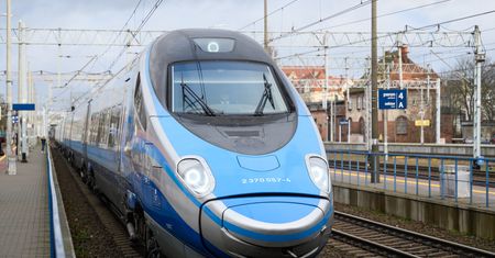 Trwa protest maszynistów. Opóźniony niemal co trzeci pociąg PKP Intercity