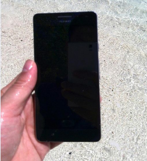 W skrócie: Android 4.2.2 udostępniony dla Nexusów, Real Racing 3 coraz bliżej, iPad zamiast Biblii 5