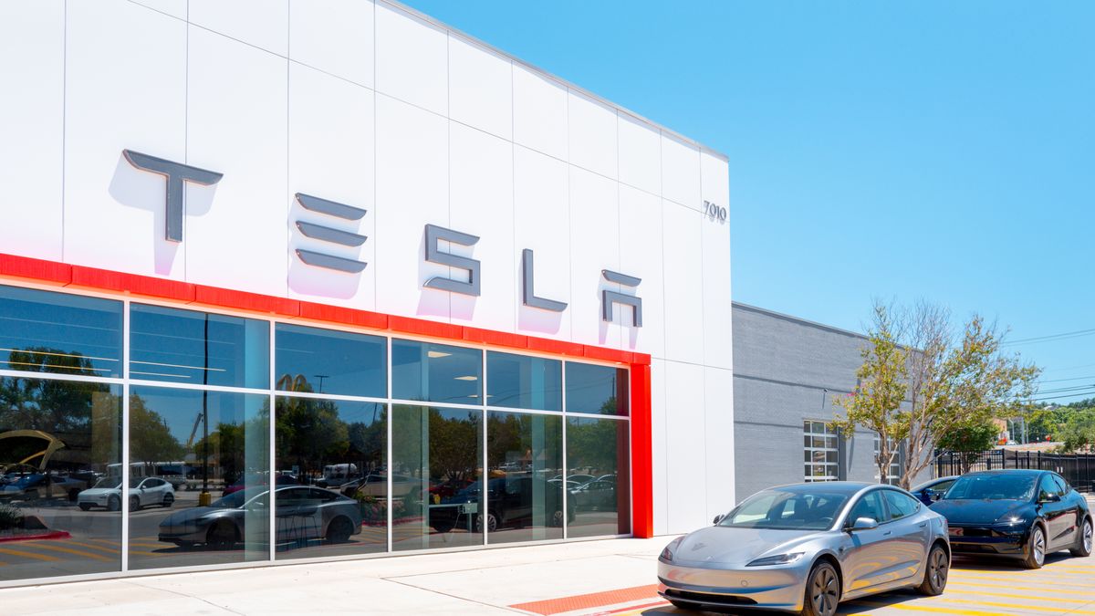 Tesla traci na amerykańskim rynku. Najgorszy wynik od lat