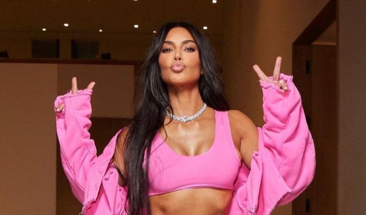 Kim Kardashian szczyci się nieskazitelną cerą