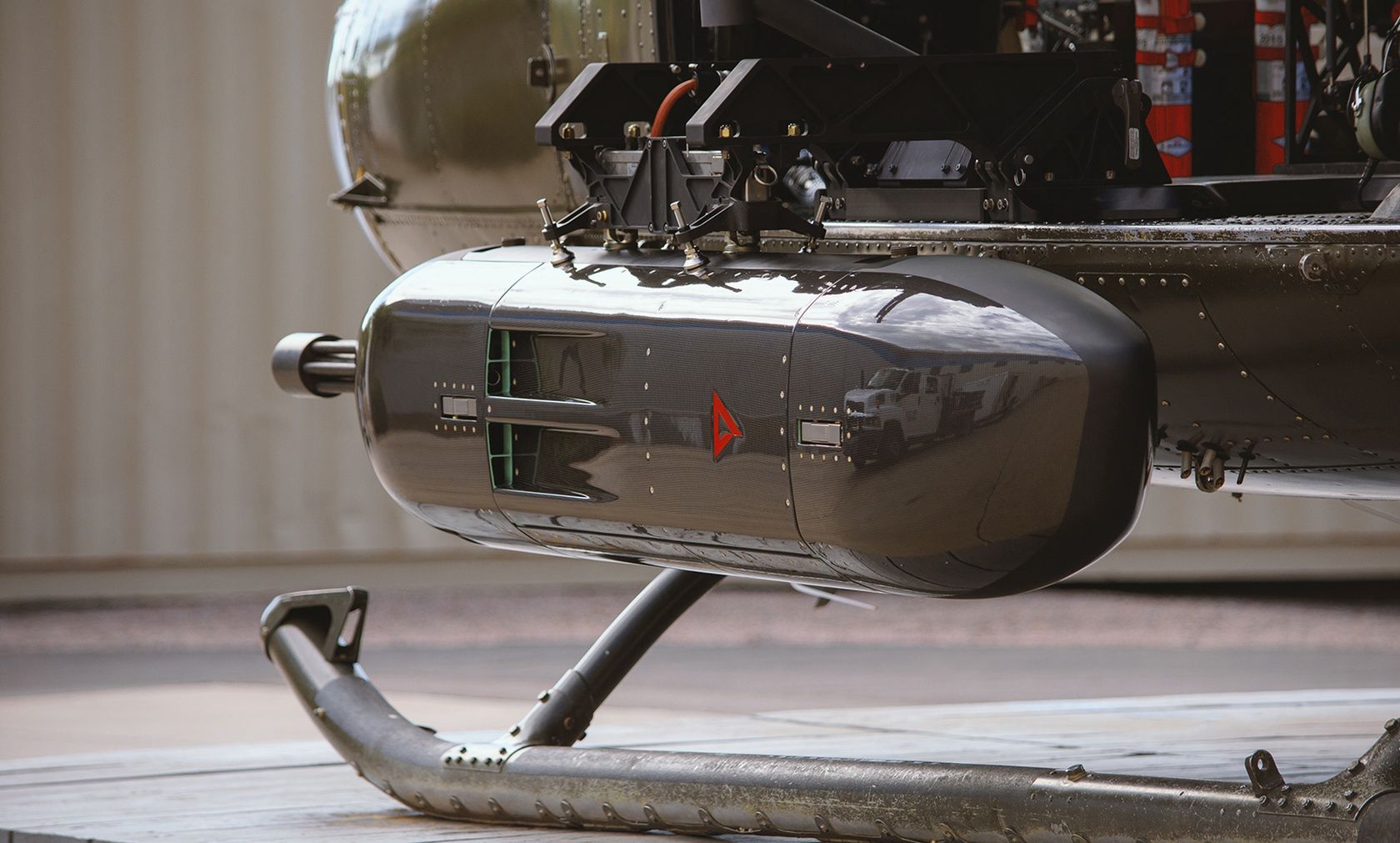 Zasobnik z Minigunem M134D