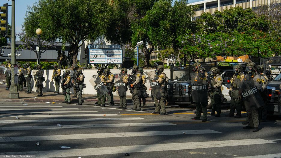 Protesty po operacjach przeciwko imigrantom w Los Angeles
