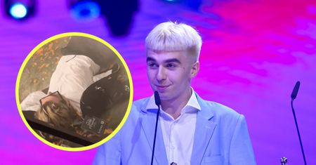 "Stary, żyjesz?!". Mata spadł ze sceny. Wypadek wyglądał bardzo groźnie