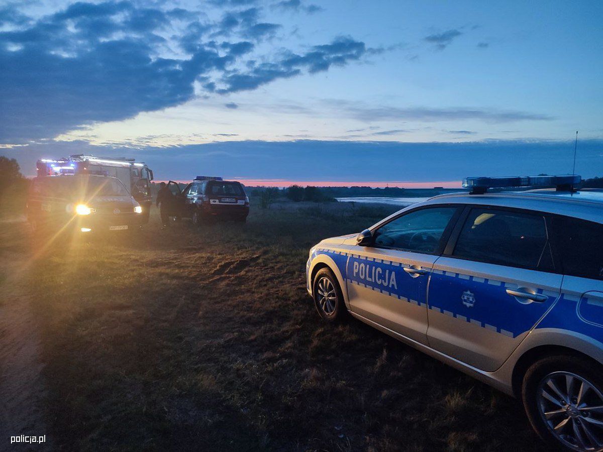 Auto stoczyło się do rzeki. Pasażerki nie udało się uratować