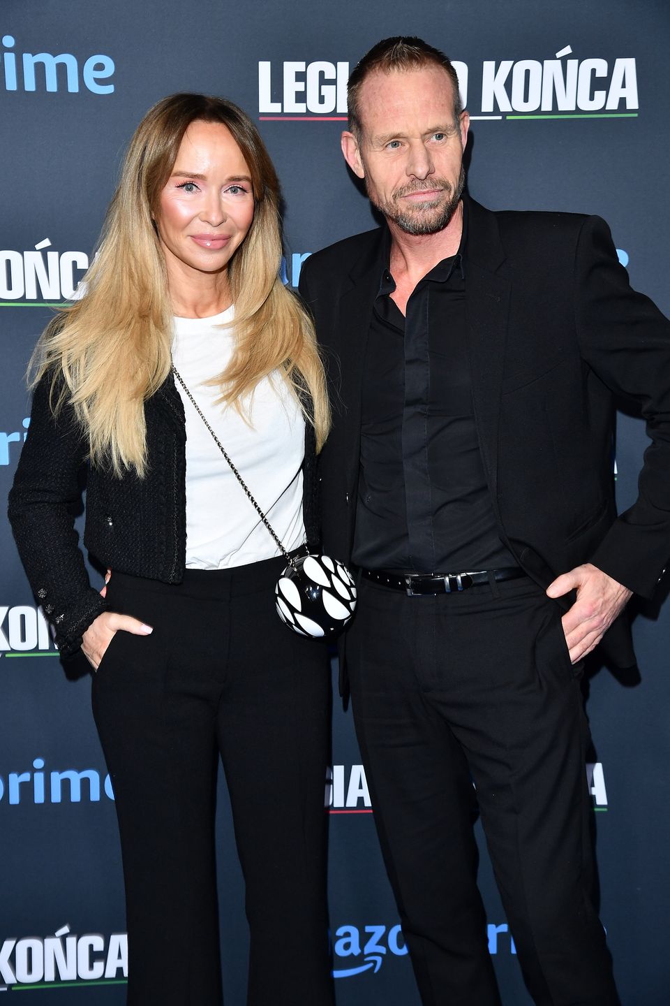 Joanna Przetakiewicz i Rinke Rooyens pozują na premierze serialu