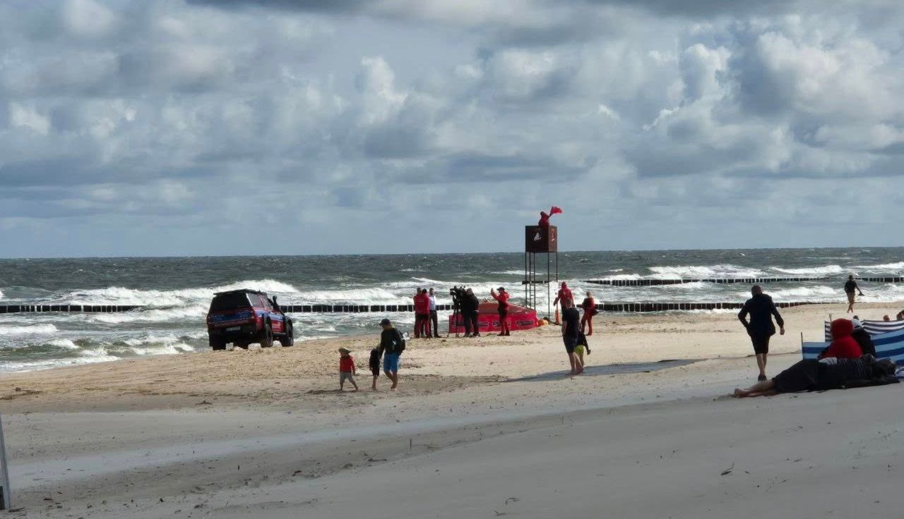 Bałtyk wyrzucił ciało 16-latka. Prokuratura komentuje