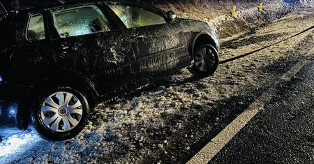 Alerty w całym kraju - kolizja w Zawidzu Kościelnym