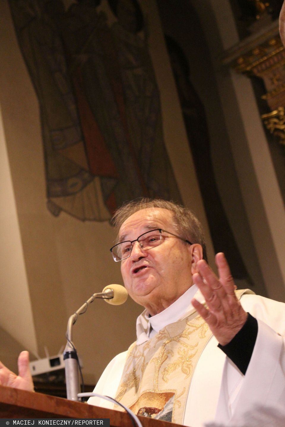 Tadeusz Rydzyk znalazł nowy sposób na zyskanie datków. Umożliwił wpłaty online