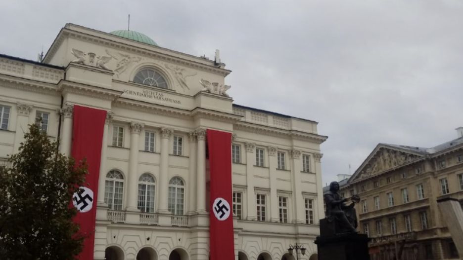 Zdjęcia z planu filmowego w Warszawie stały się pretekstem do publikacji w rosyjskiej prasie na temat polskiej polityki 