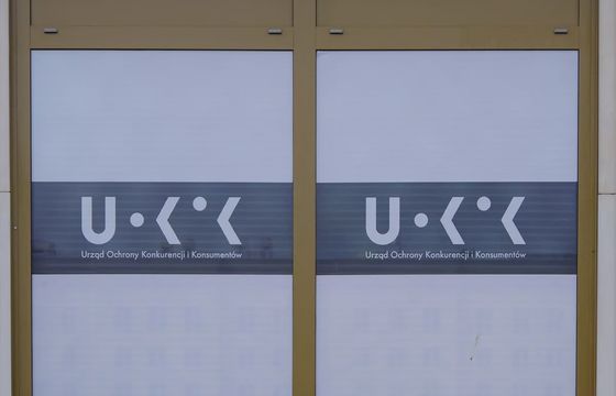 Sprzedawcy z Azji podszywają się pod polskie marki. UOKiK ostrzega sprzed oszustami