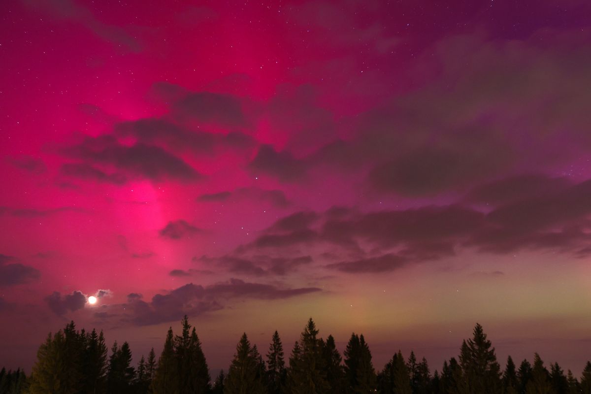 zorza polarna, burza magnetyczna, niebo, pogoda, astronomia Nocne niebo znów zadziwi. Zorze polarne nad Polską