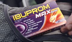 „Maksymalne uderzenie w ból” reklamuje Ibuprom Max Sprint (wideo)