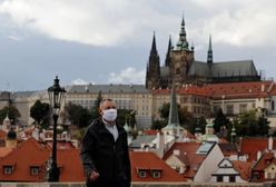 Koronawirus. W Czechach wracają restrykcje. Premier przeprasza